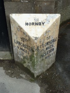 Hornby lies at the crossing of the River Wenning on the road between Lancaster and Kirby Lonsdale.