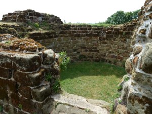 Remains of Bolingbroke Castle